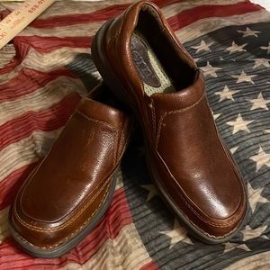 Mens Born shoes